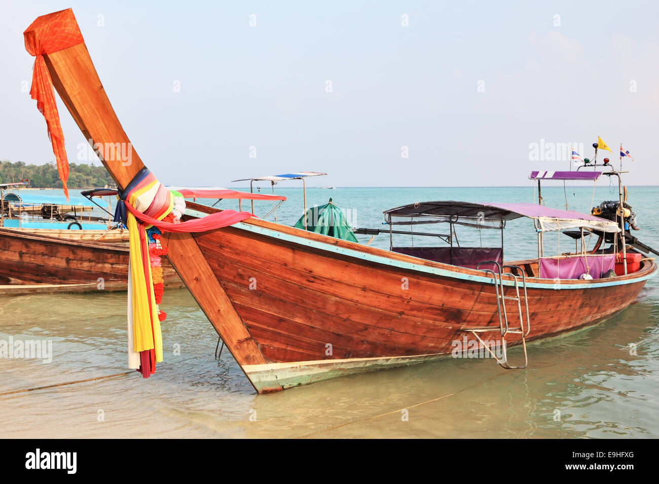 Thai Orange Boot für Touristen Stockfoto