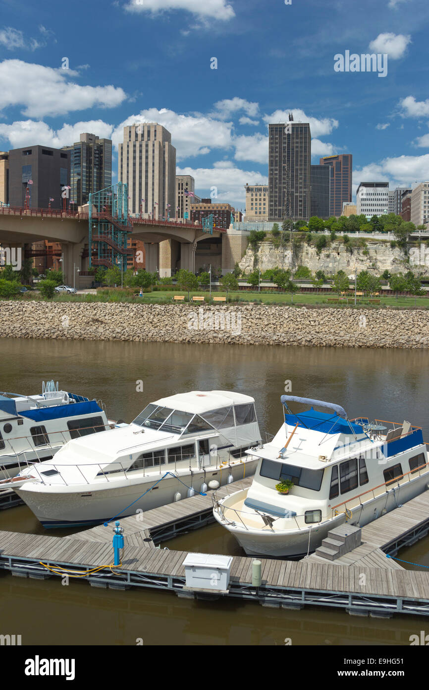 RASPBERRY ISLAND SKYLINE INNENSTADT ST. PAUL MINNESOTA USA Stockfoto