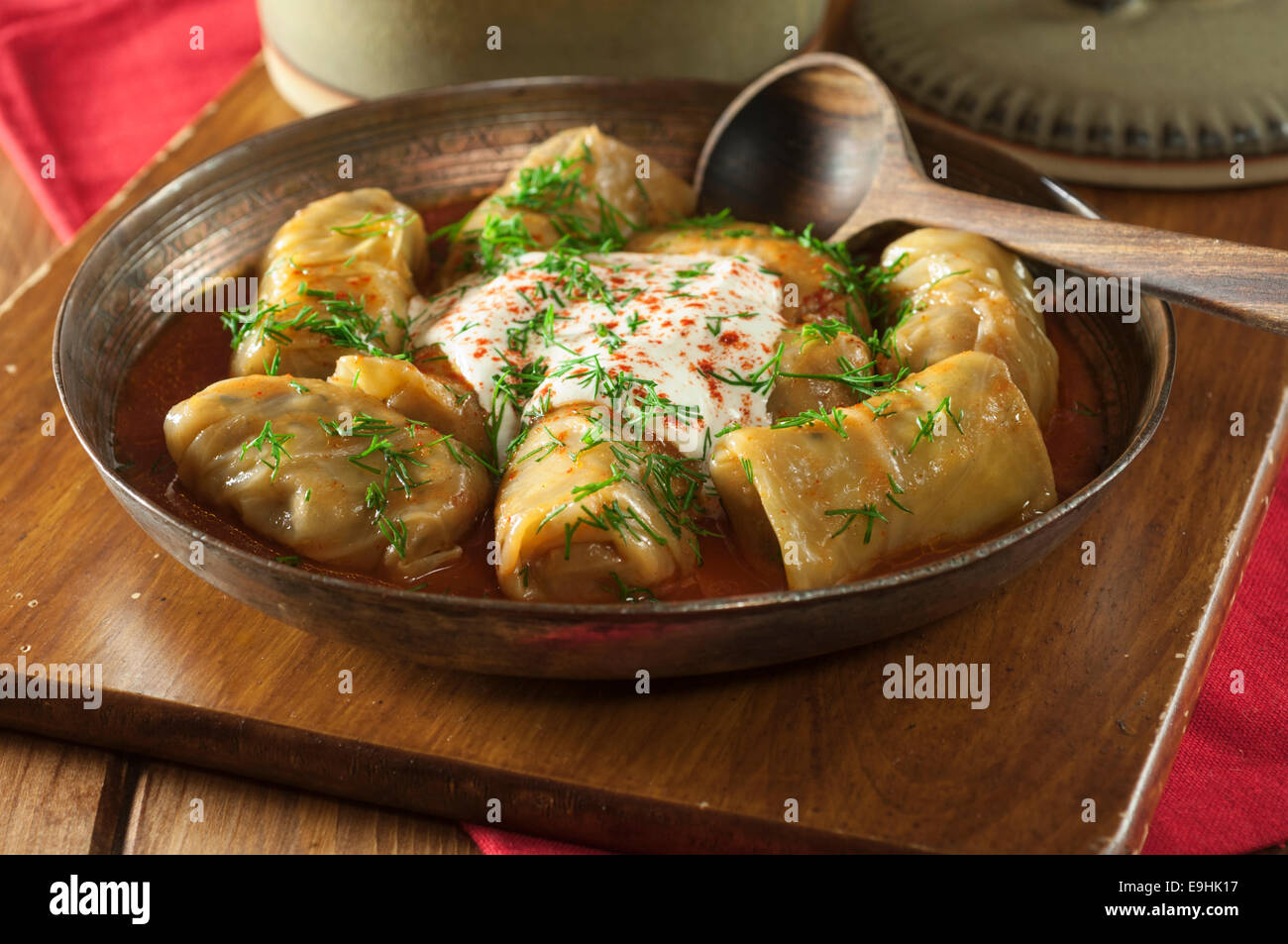 Golubtsy. Gefüllte Kohlblätter. Polen-Russland-Ukraine-Essen. Stockfoto