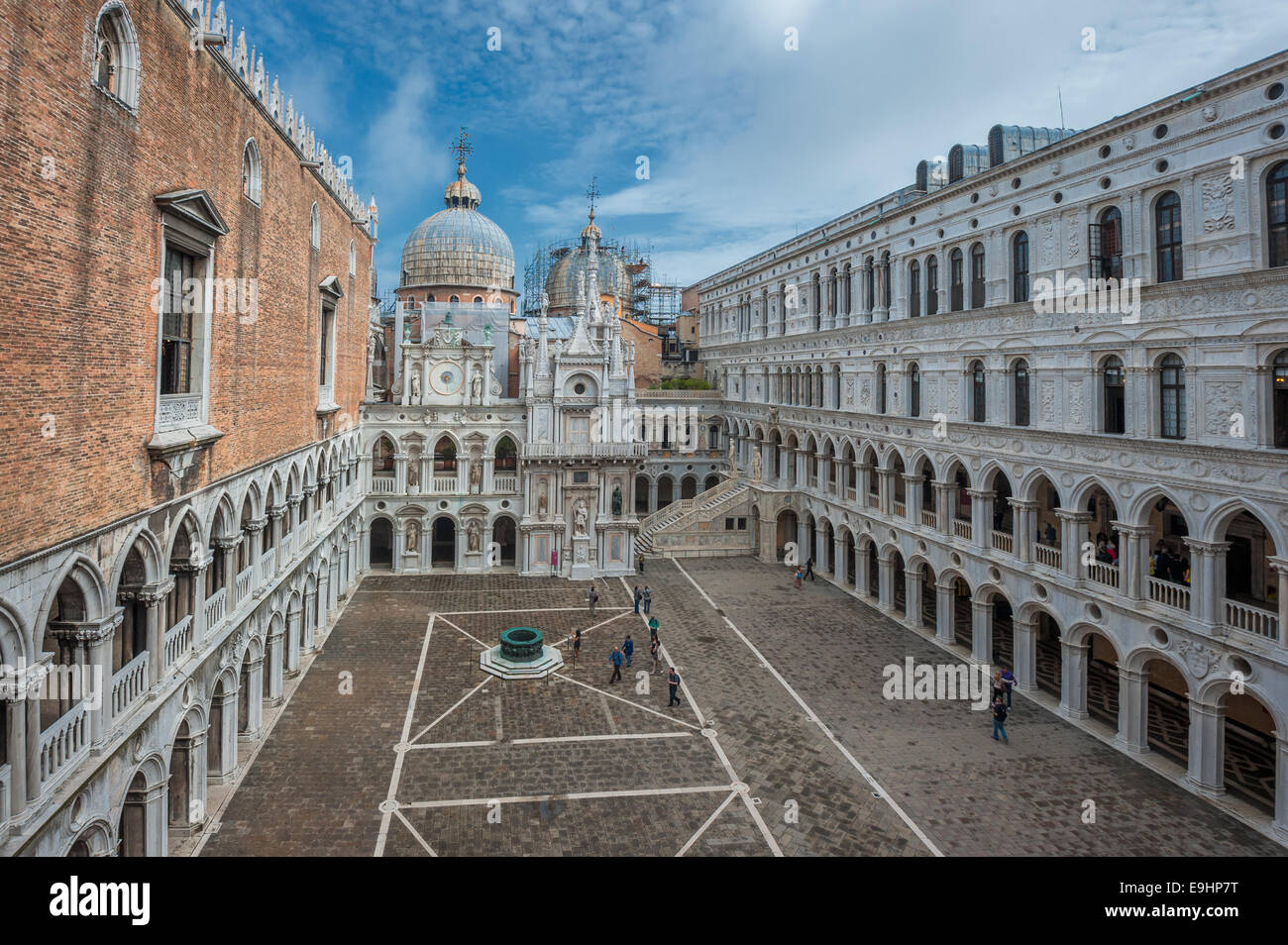Inneren Hof der Dogenpalast, Venedig, Italien Stockfoto