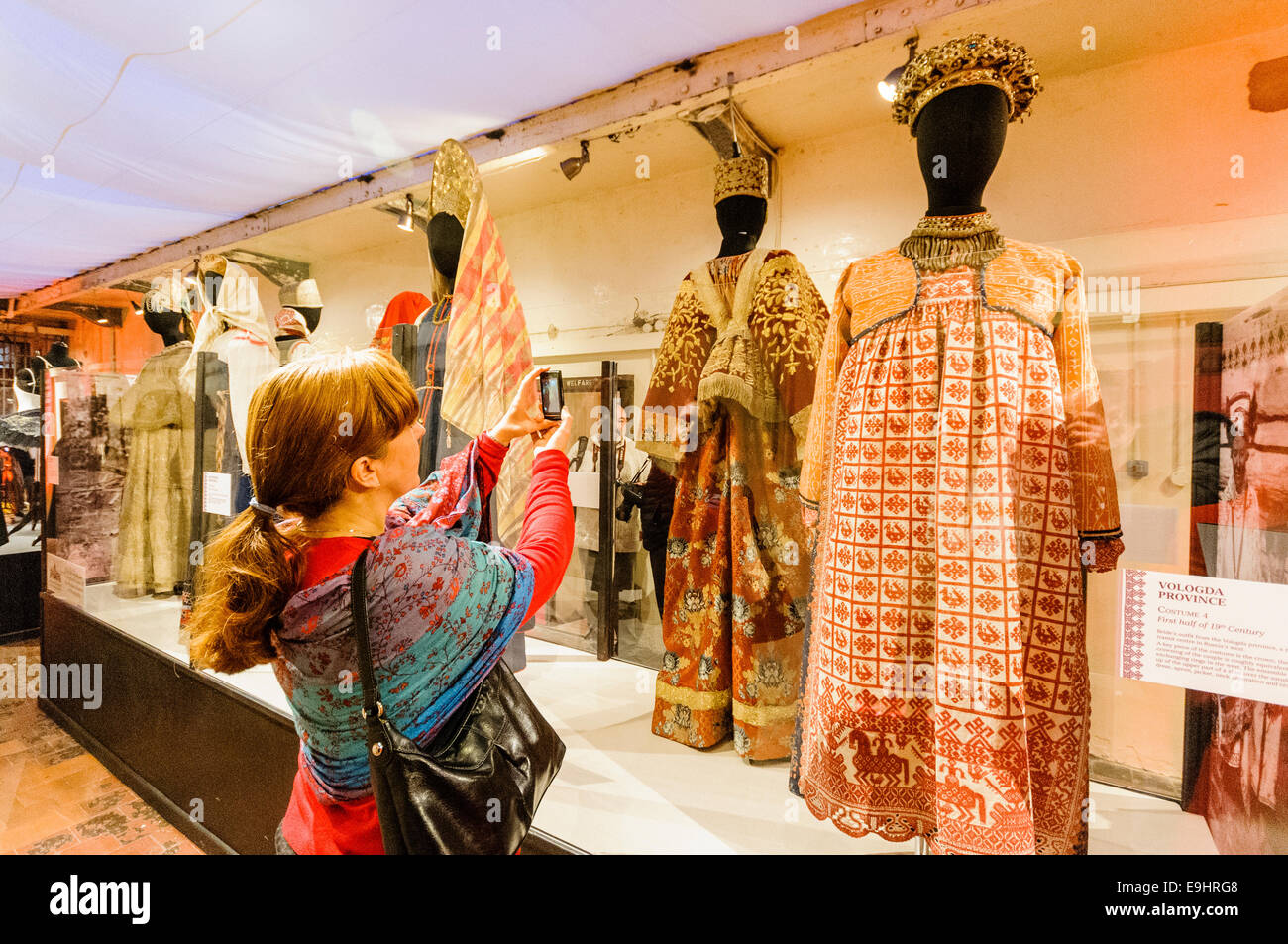 Belfast, Nordirland. 27. Oktober 2014 - öffnet die Premiere der Bolschoi-Ballett-Kostüm-Ausstellung im Crumlin Road Gaol.  Über 50 Kostüme sind auf dem Display, die meisten von denen noch nie außerhalb von Russland vor gewesen. Bildnachweis: Stephen Barnes/Alamy Live-Nachrichten Stockfoto