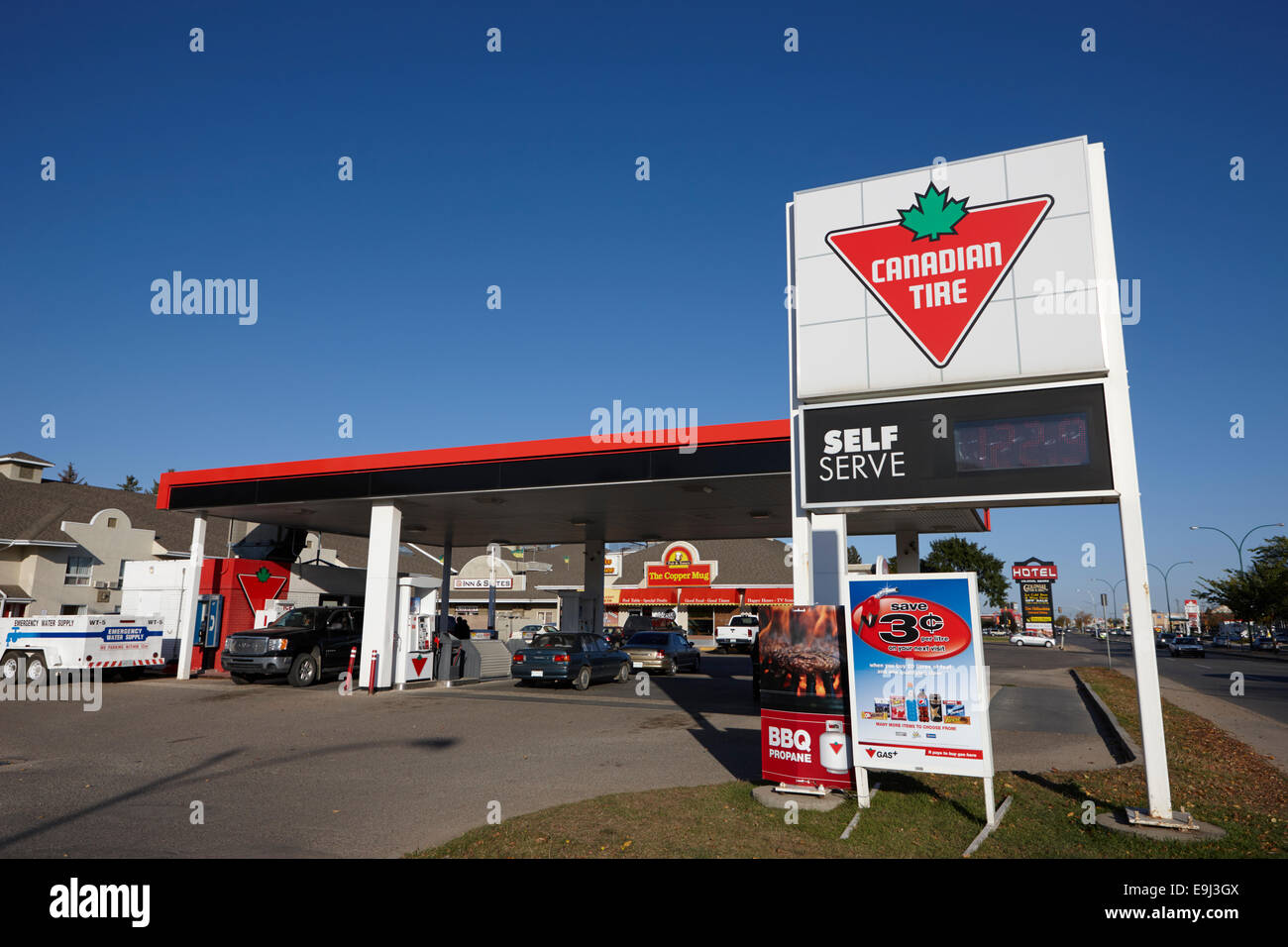 Canadian Tire Service Tankstelle in Saskatchewan, Kanada Stockfoto