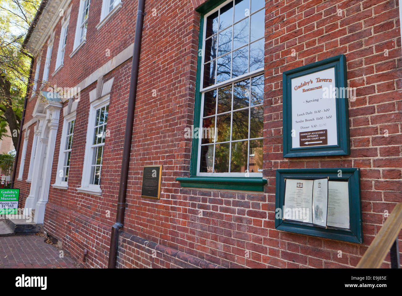 Gadsby es Tavern Restaurant Schild - Alexandria, Virginia, Vereinigte Staaten Stockfoto