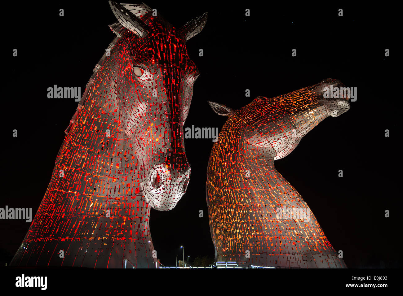 Gigantische Kelpie Skulpturen in rot für 2014 Mohn-Appeal. Stockfoto