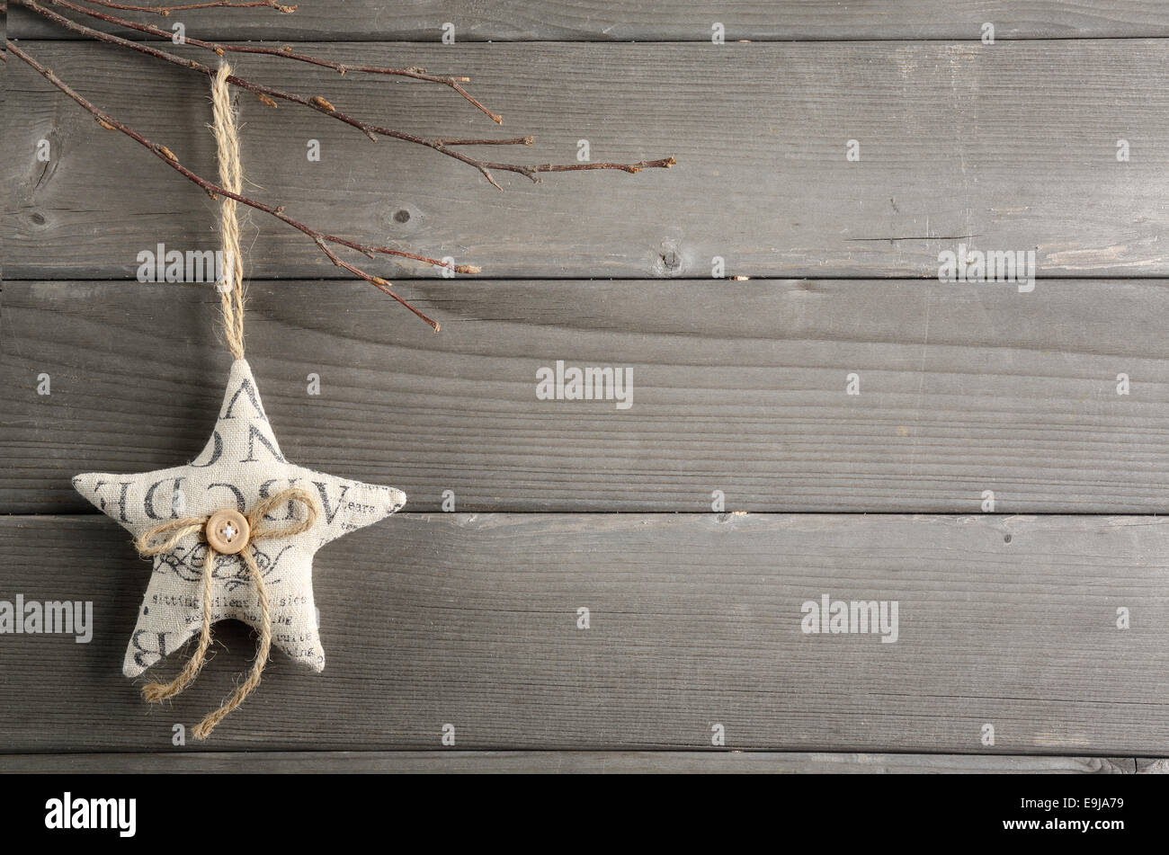Weihnachtsdekoration auf Holz Hintergrund Stockfoto