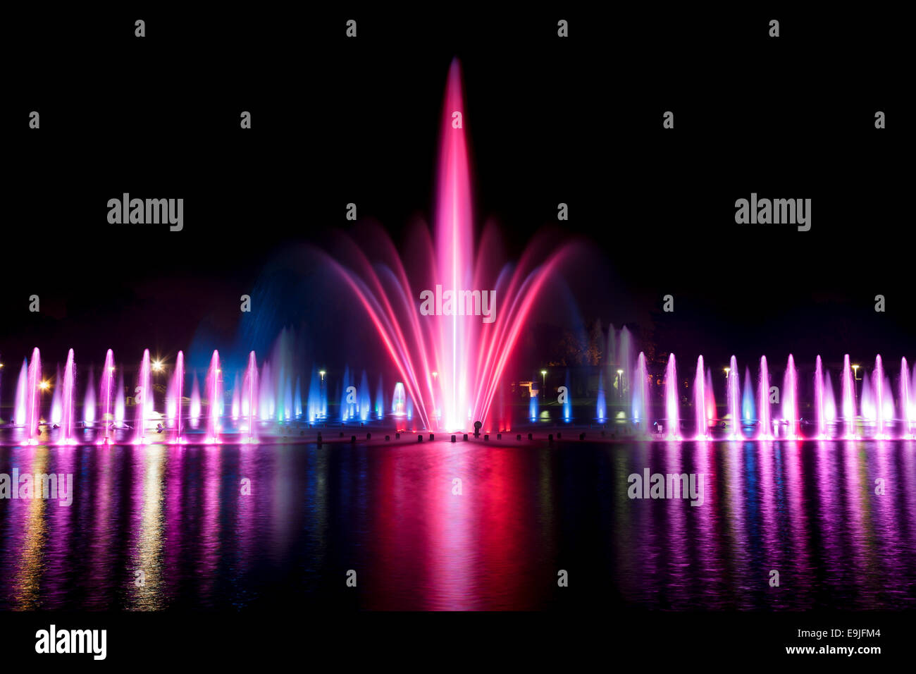 Multimedia-Brunnen an der Pergola, Jahrhunderthalle, Wroclaw, Polen Stockfoto