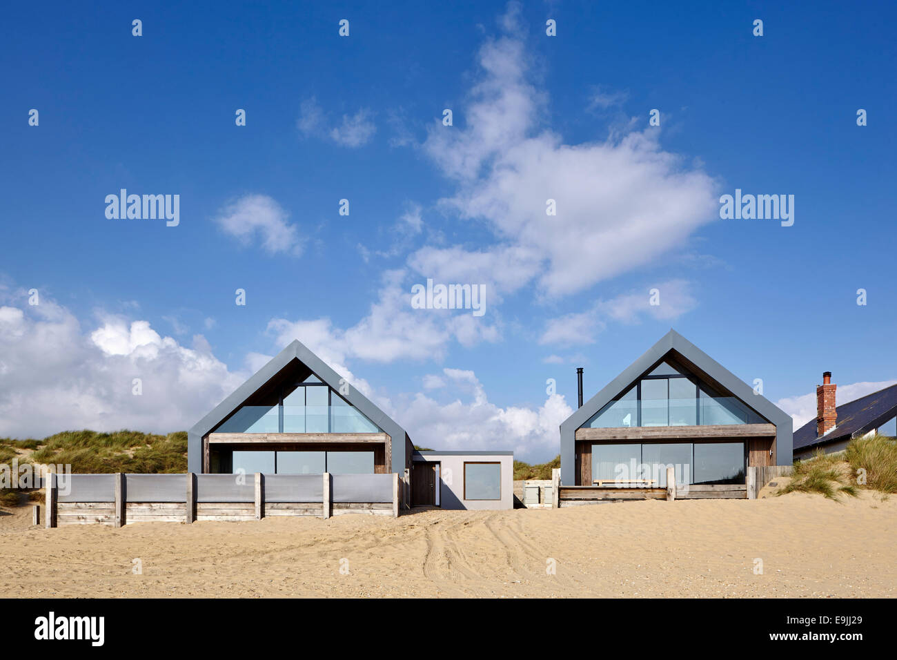 Camber Sands Beach Houses, Rye, Vereinigtes Königreich. Architekt: Walker und Martin, 2014. Stockfoto