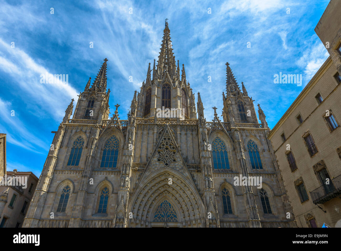 Die Kathedrale des Heiligen Kreuzes und Santa Eulalia in Barcelona, Katalonien, Spanien Stockfoto