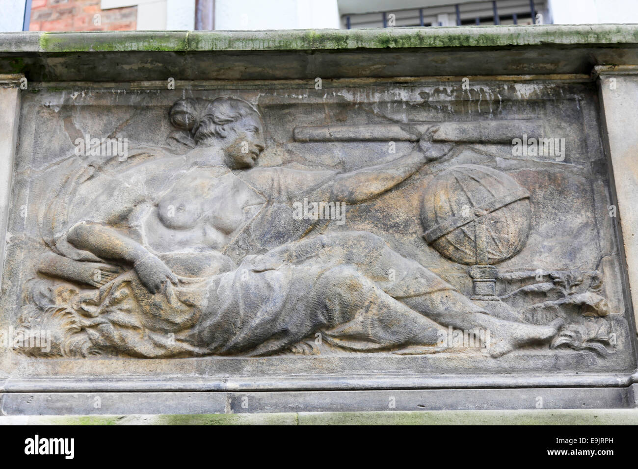 18. Jahrhundert Wissenschaft Flachrelief Mietshäuser, Danzig Polen Stockfoto