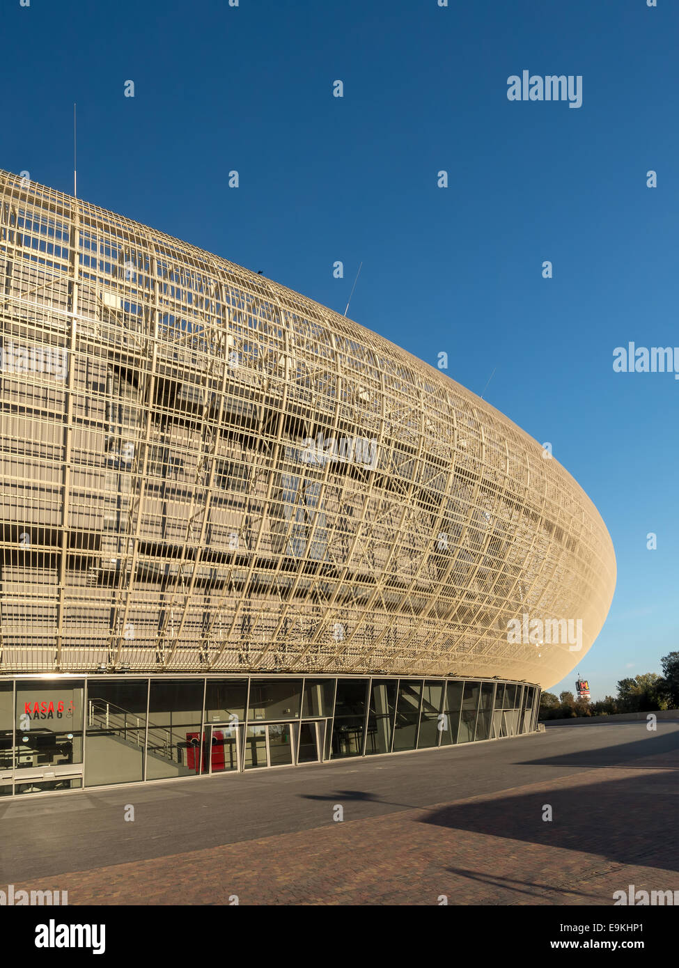 Krakau-Arena ist eine neu erbaute Reithalle befindet sich in Krakau, Polen. Stockfoto