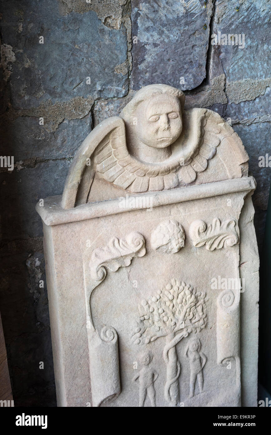 Grabstein in der Dryburgh Abbey in den Scottish Borders. Stockfoto