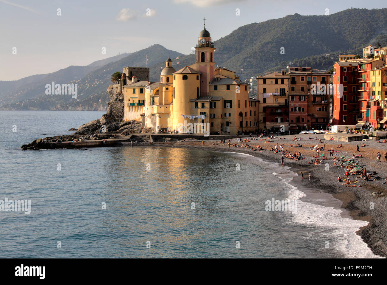 Die traditionelle Stadt Camogli in der Riviera Ligure, Italien Stockfoto