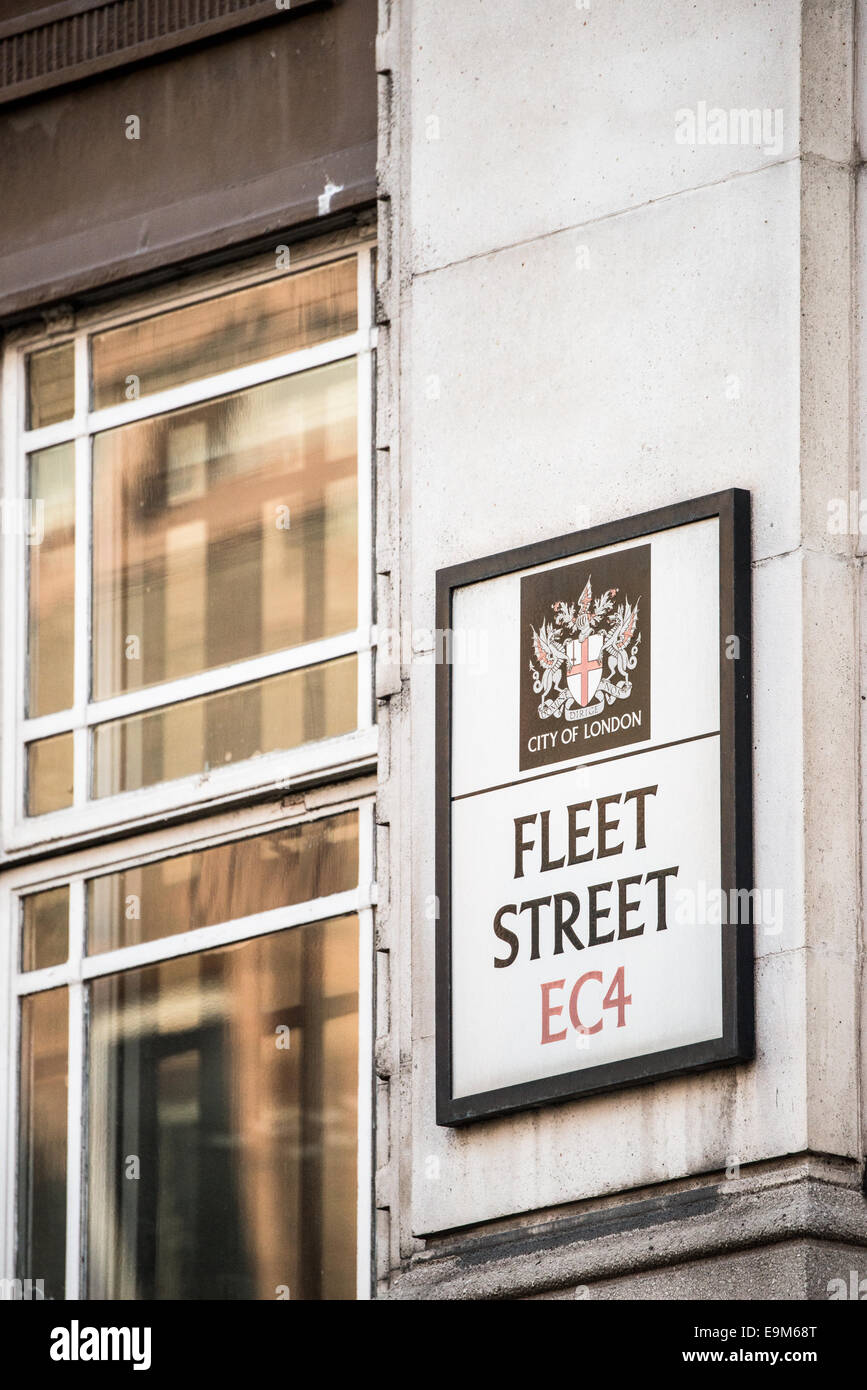 LONDON, UK - Zeichen Kennzeichnung Fleet Street in London, dem traditionellen Ort des britischen Zeitungen und Medien Industrie. Stockfoto