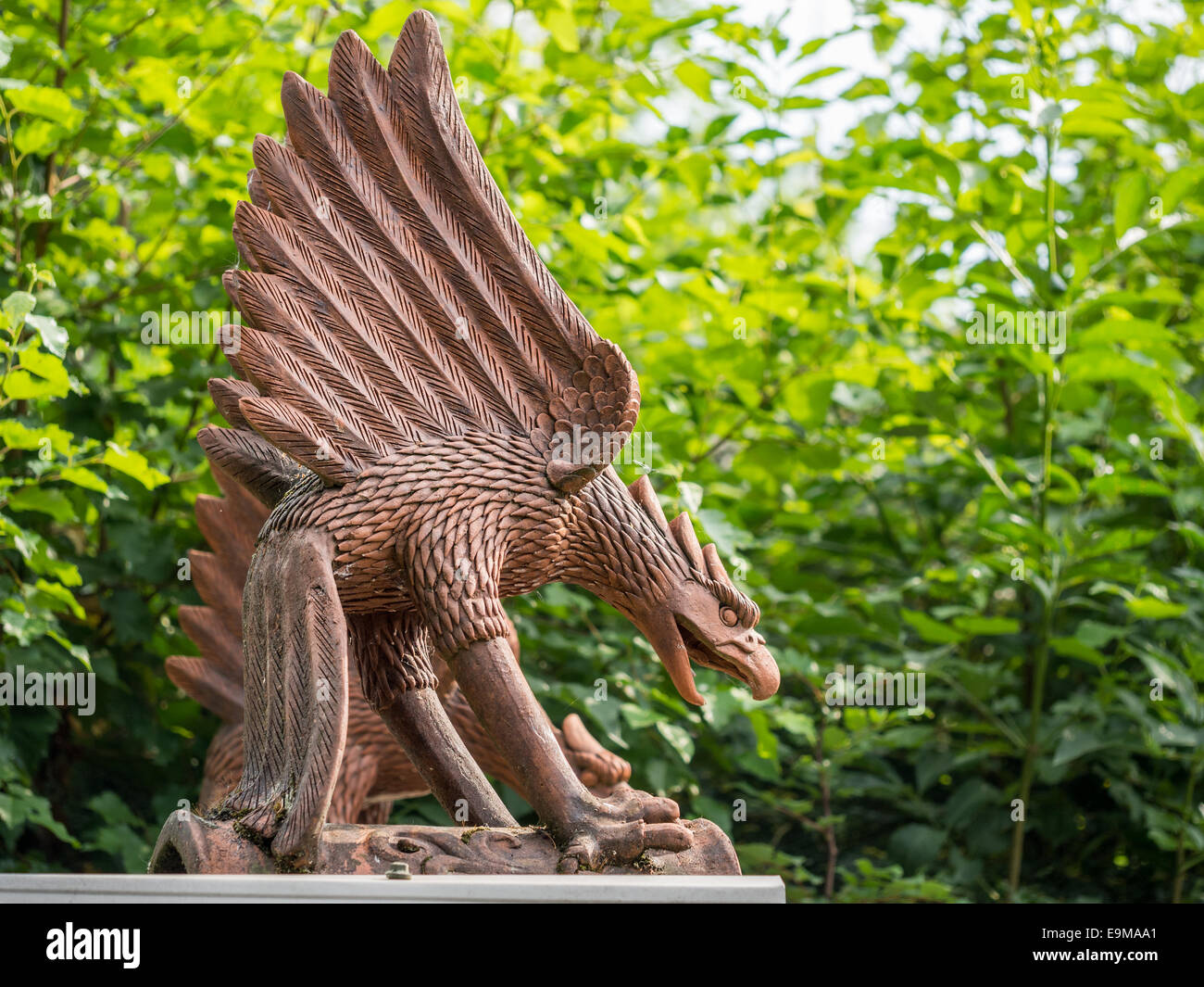 Riesige Bronzestatue von einer Art des bösen Blick Vogel Stockfoto