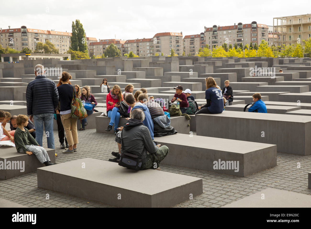 Denkmal Der Ermordeten Juden Europas Das Denkmal für die ermordeten Juden Europas (Deutsch: Denkmal Für Die