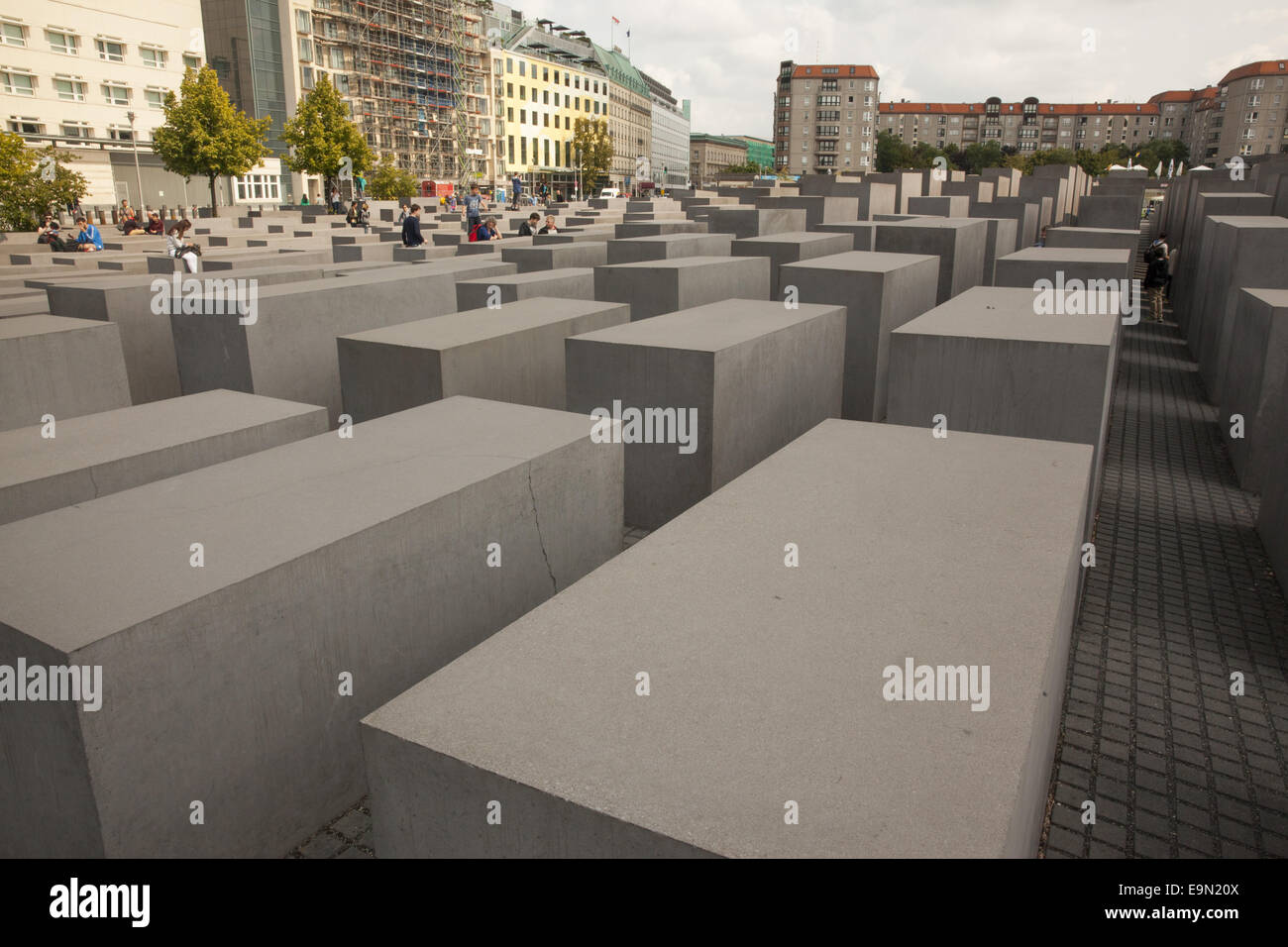 Denkmal Der Ermordeten Juden Europas Das Denkmal für die ermordeten Juden Europas (Deutsch: Denkmal Für Die