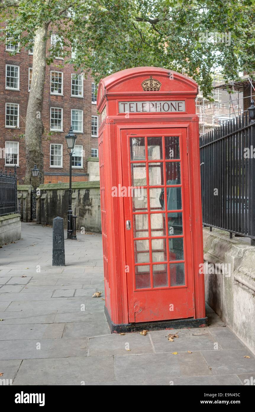 rotes Telefon box london Stockfoto
