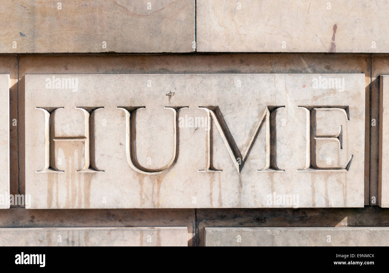 Statue des Philosophen David Hume, Royal Mile, Edinburgh, Scotland, UK Stockfoto