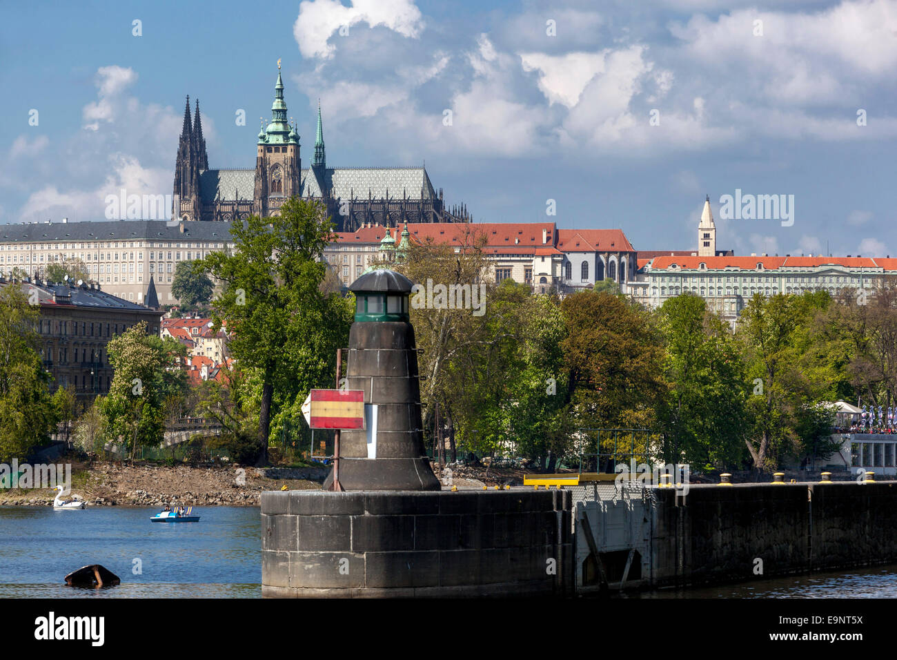 Panorama der Prager Burg mit Moldau, Prag Tschechische Republik Stockfoto