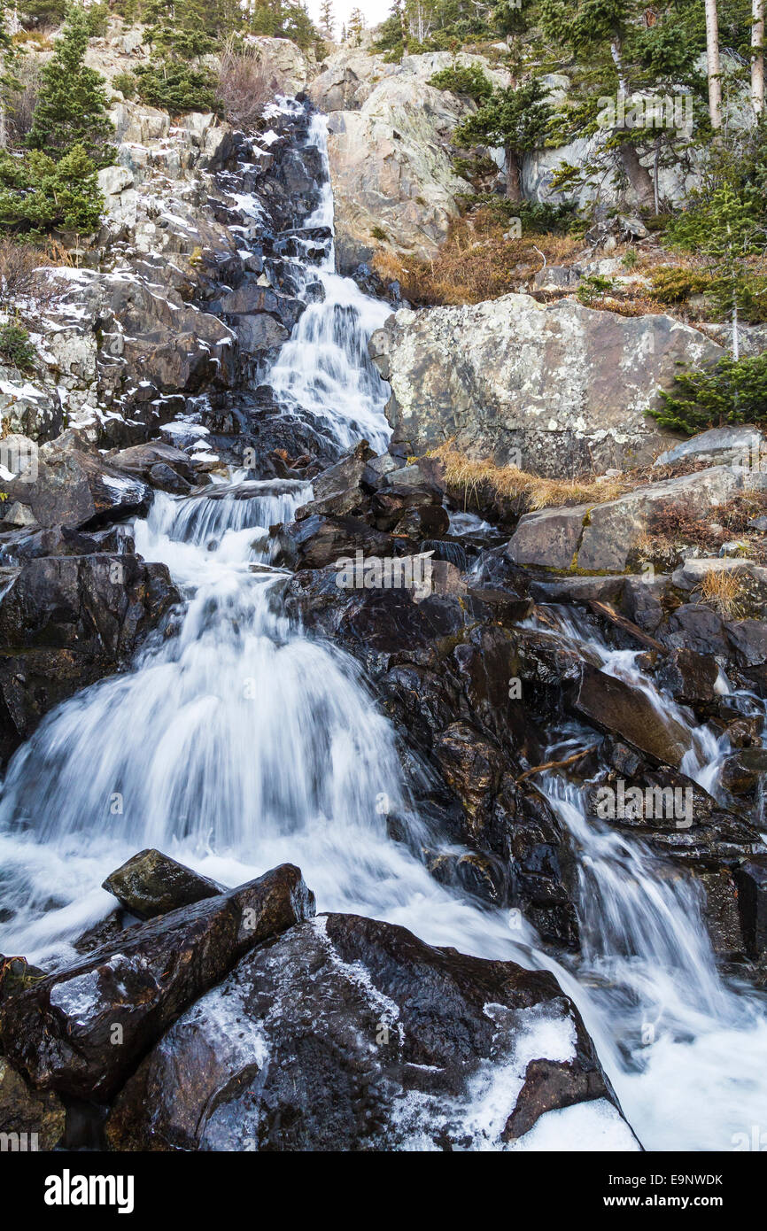 Mittelteil des Continental fällt auf Spruce Creek auf den Mohawk Seenweg in der Nähe von Breckenridge, Colorado in den Rocky Mountai Stockfoto