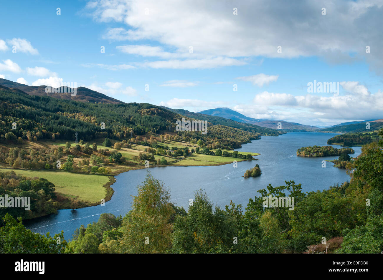 Landschaftsbild von Loch Tummel in Perthshire, Schottland (bekannt als "The Queens View"). Stockfoto