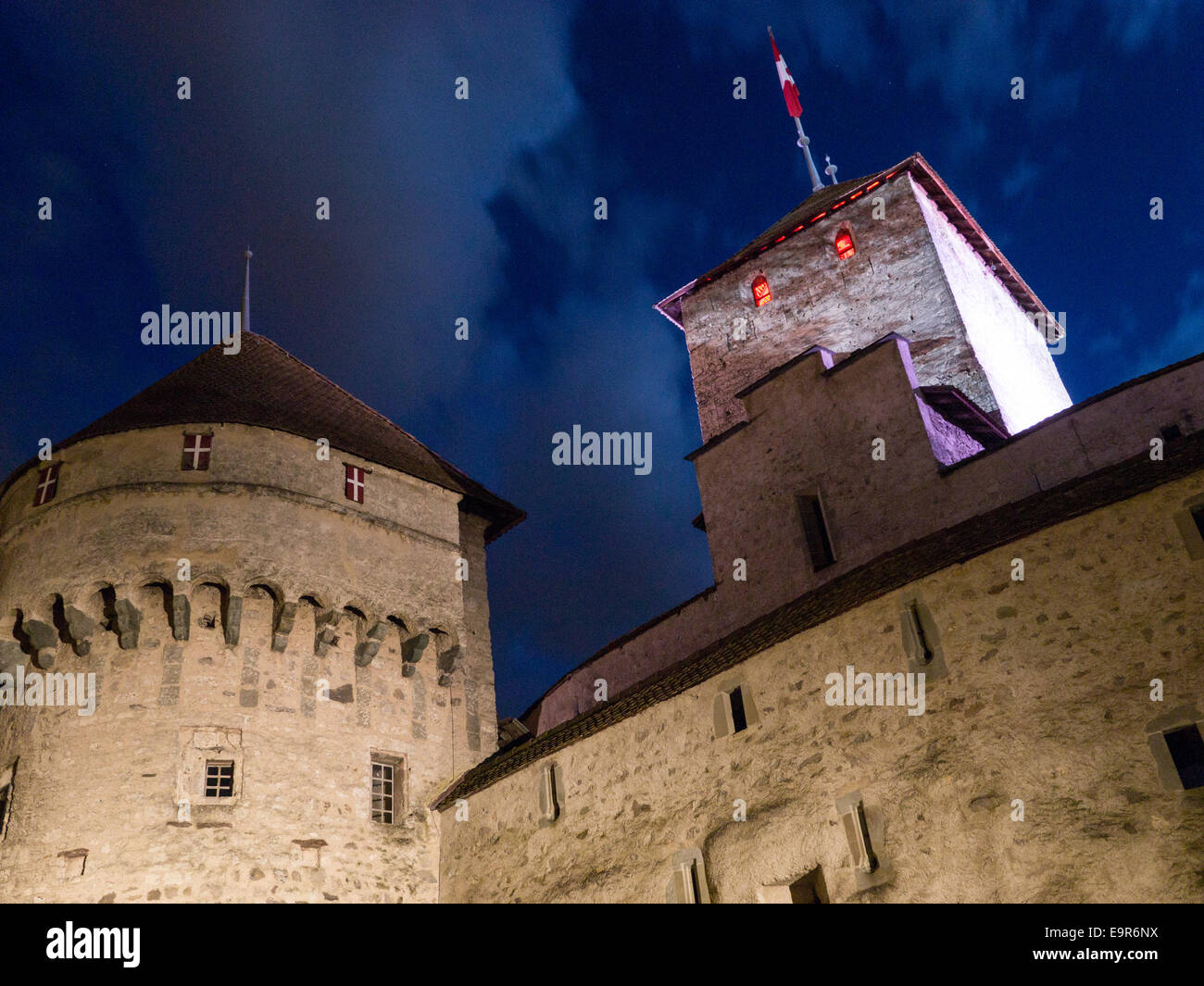 Türmchen an Château de Chillon Schloss in der Schweiz Stockfoto