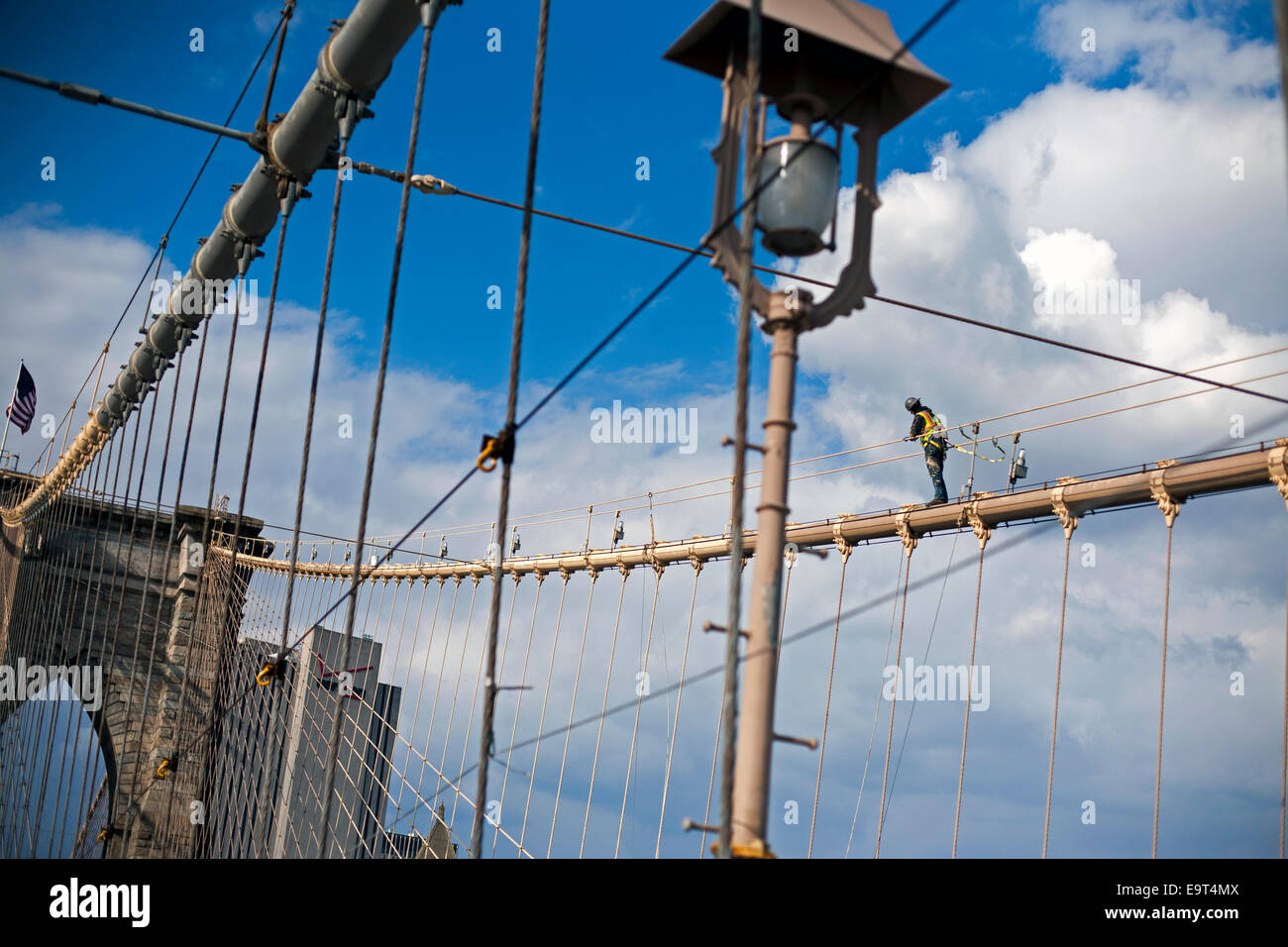 Bauarbeiter auf der Brooklyn Bridge Stockfoto