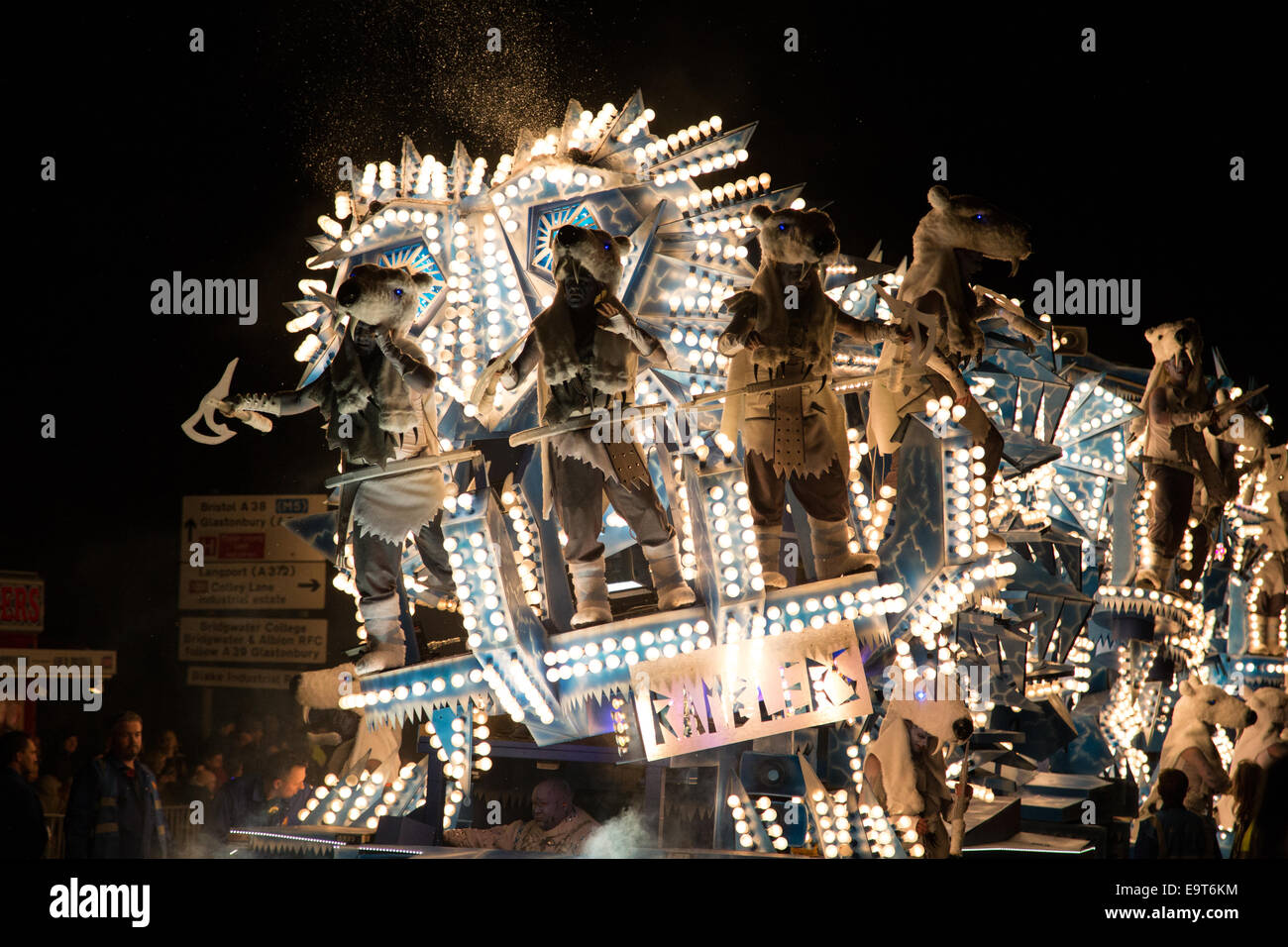 Bridgwater Karneval ist Europas größte beleuchteten Karneval. Dieses Jahr fand am Samstag, 1. November 2014 Stockfoto