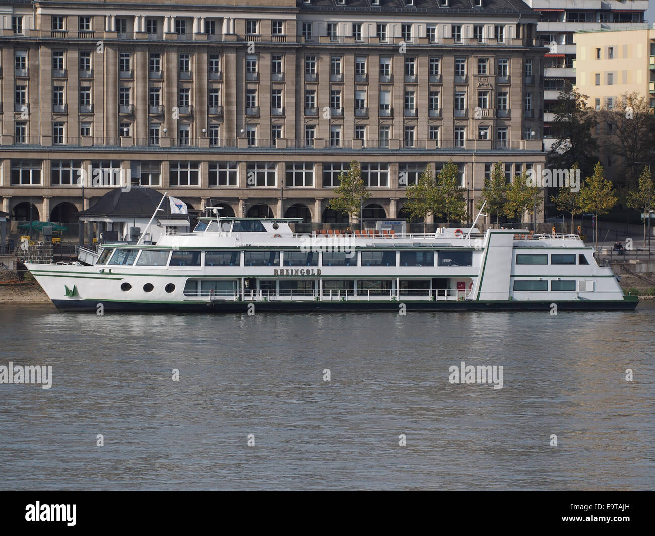 Rheingold, ENI 04306590 am Rhein bei Koblenz, pic1 Stockfoto