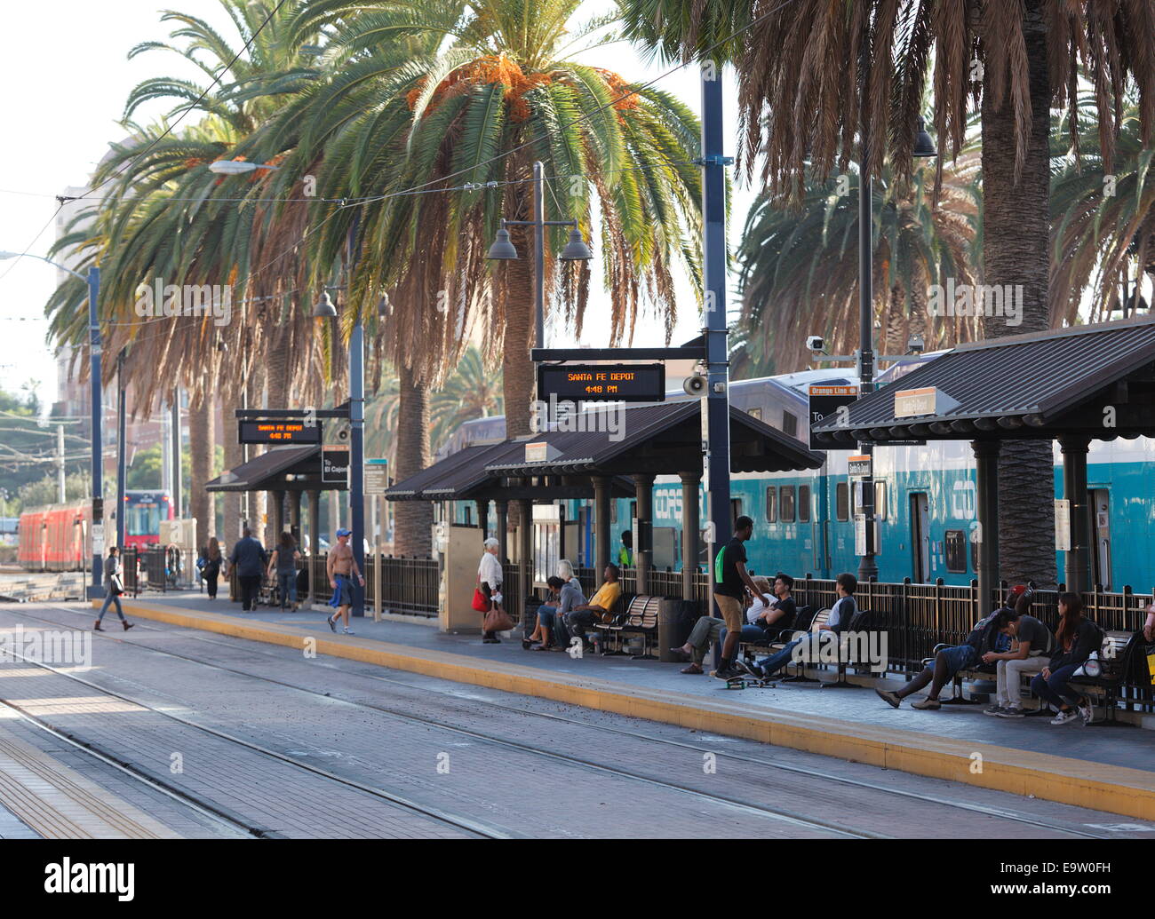 Stadtbahn-Station in San Diego, Kalifornien, USA. Stockfoto