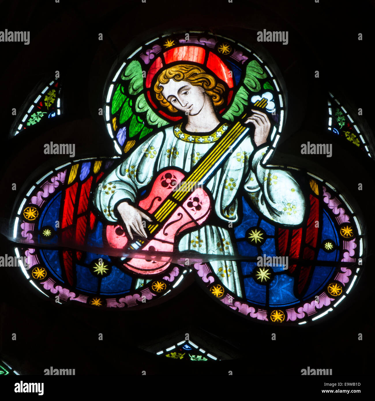 Detail der Ostfenster von Frederick Preedy, St. John the Baptist Church, Fladbury, Worcestershire, England, UK Stockfoto