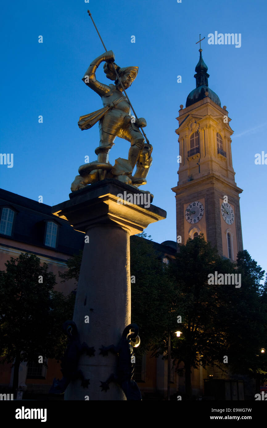 Stadt Eisenach in der Nacht. Stockfoto