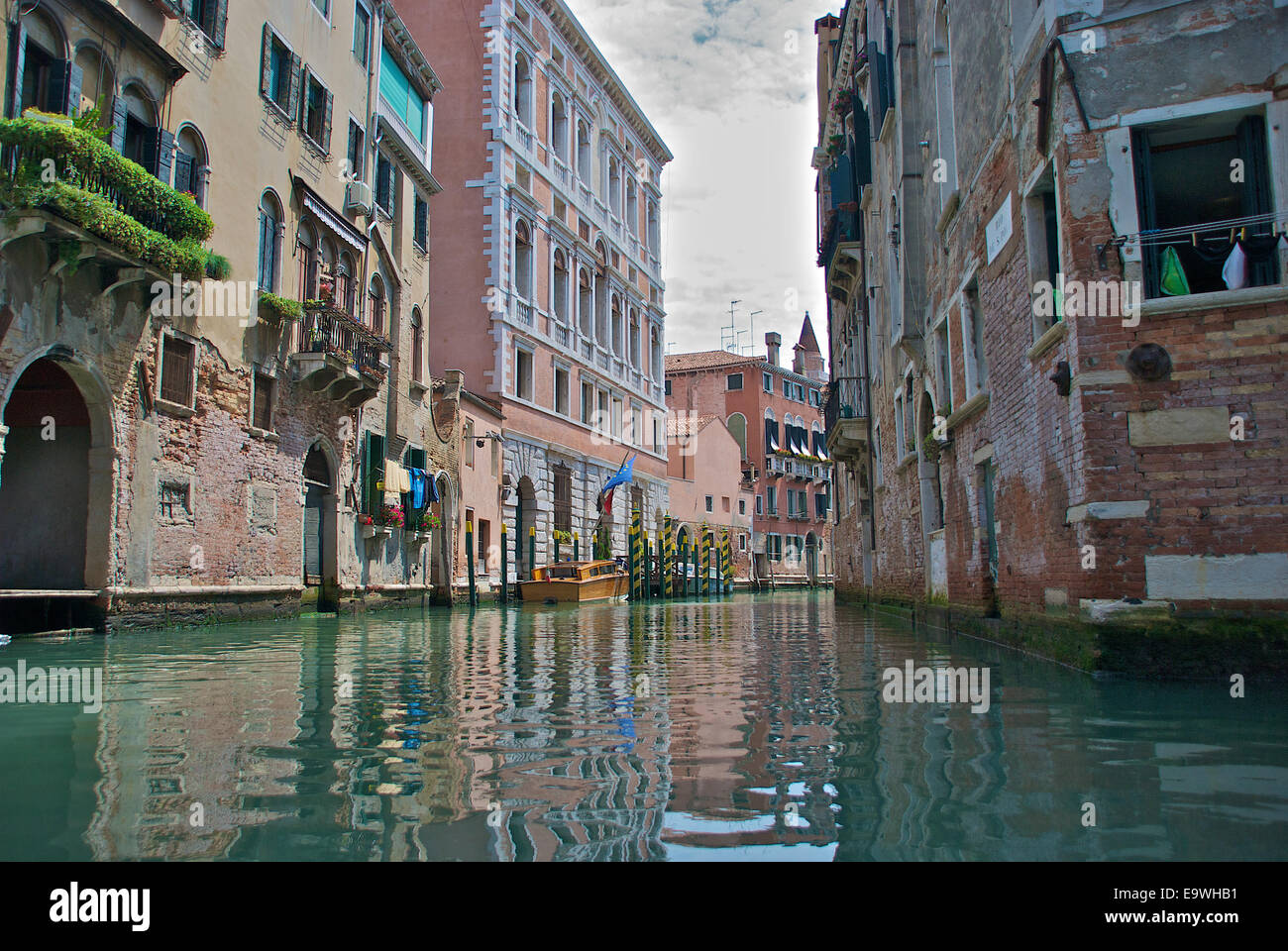 Kanal in Venedig Stockfoto