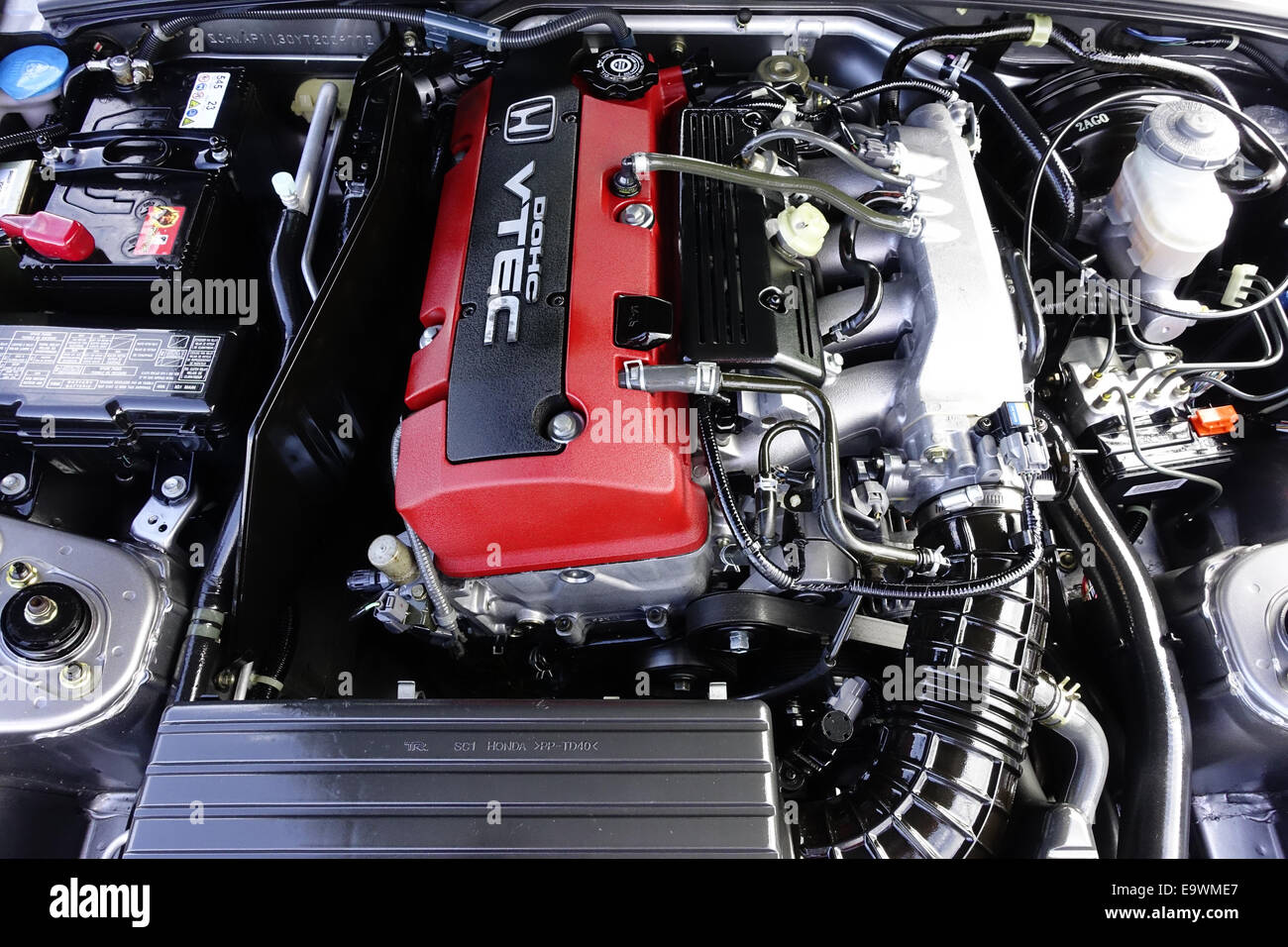 Honda s2000 vtec motor -Fotos und -Bildmaterial in hoher Auflösung – Alamy