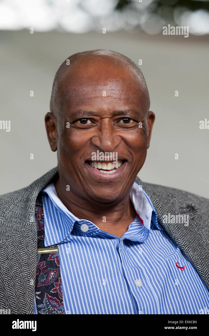Zakes Mda, südafrikanischer Schriftsteller, Dichter und Dramatiker, auf dem Edinburgh International Book Festival 2014. Stockfoto