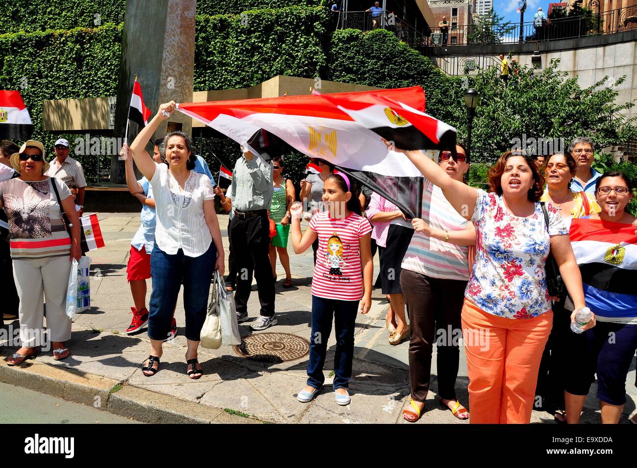 NYC: Ägypter demonstrieren in Dag Hammerskjöld Plaza auf der anderen Straßenseite von den Vereinten Nationen Stockfoto
