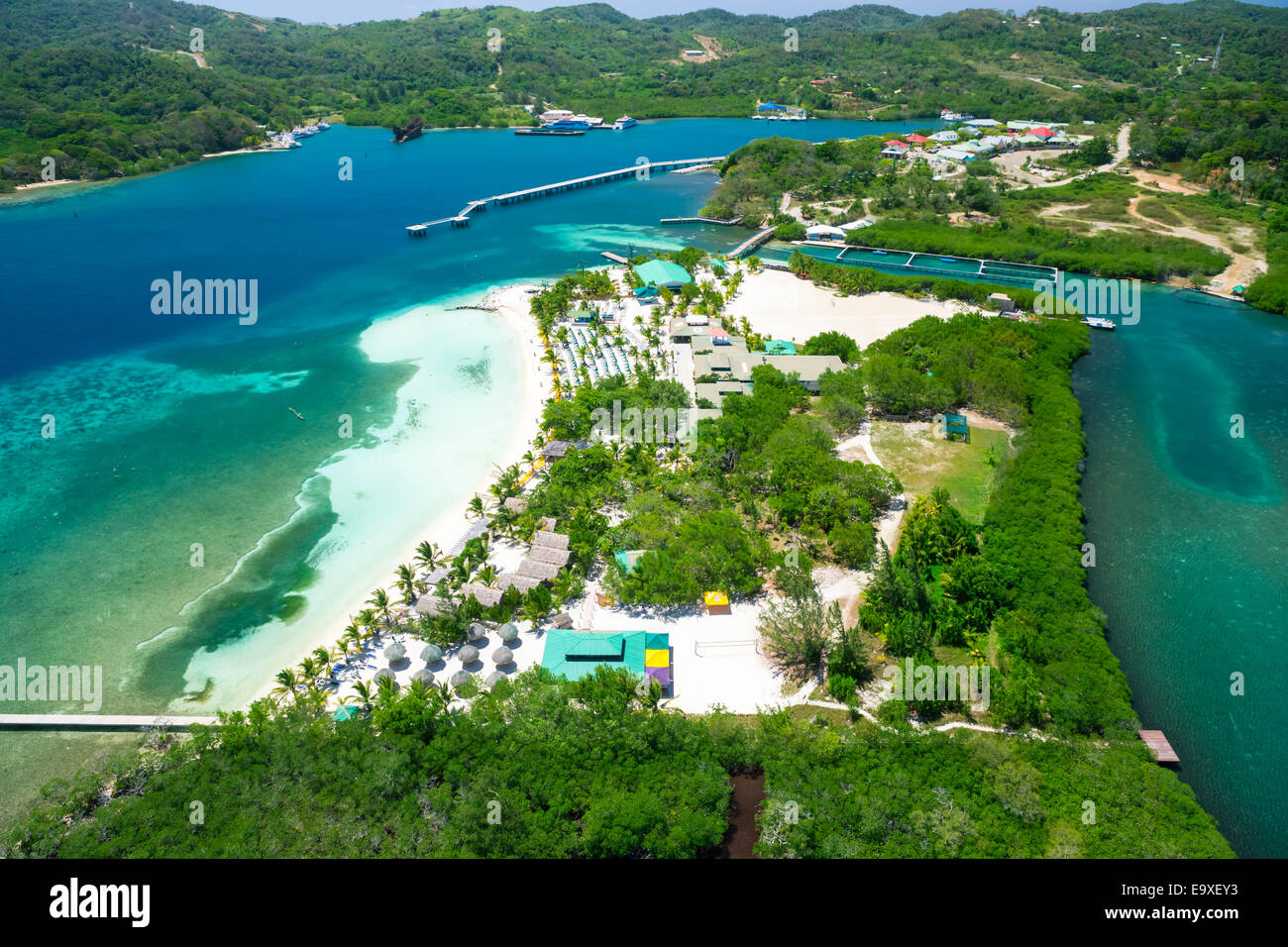 Luftbild des Kreuzfahrtterminals Mahogany Bay Stockfoto