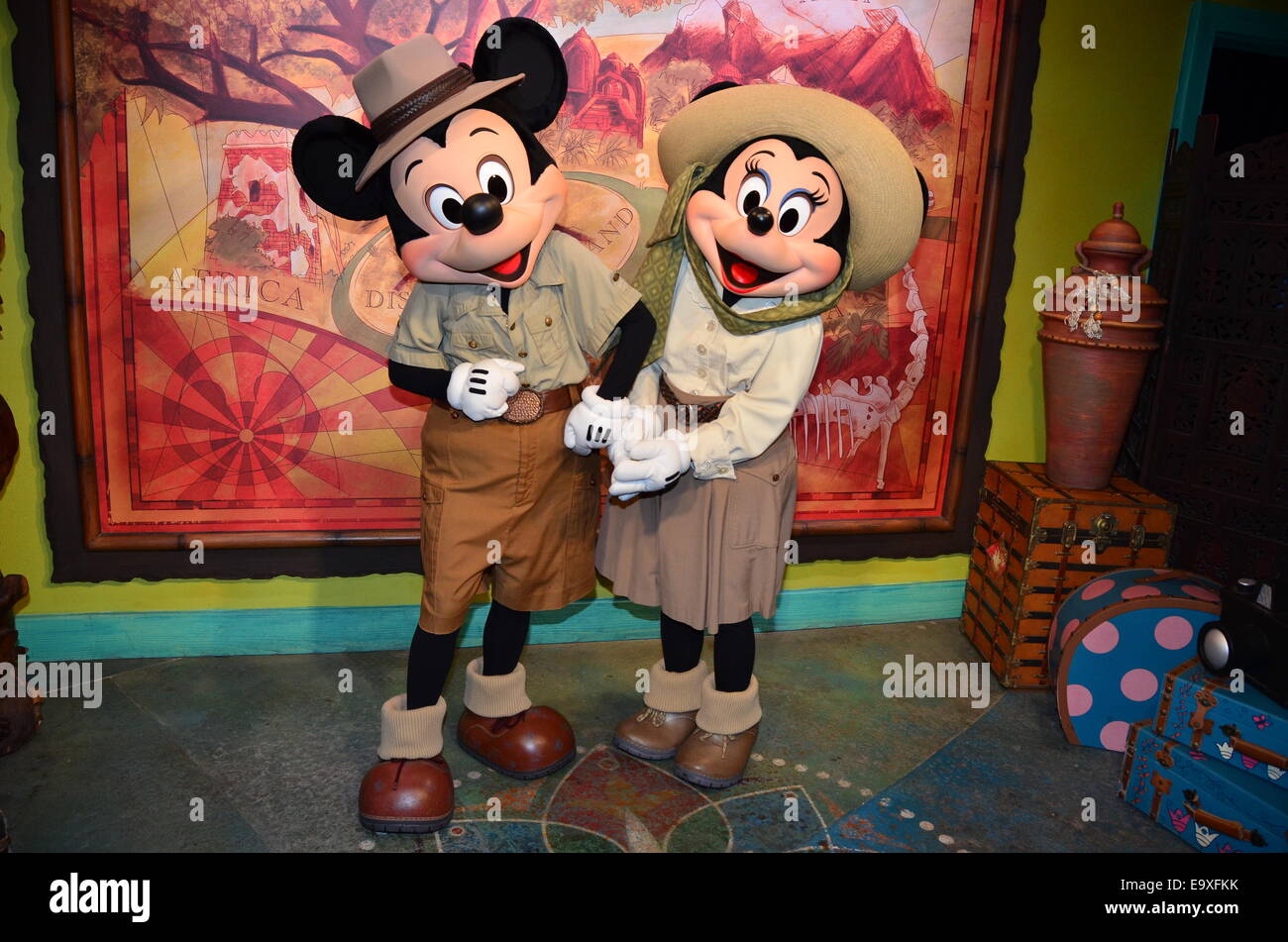 Mickey Mouse Minnie Stockfotos Und Bilder Kaufen Seite 3 Alamy