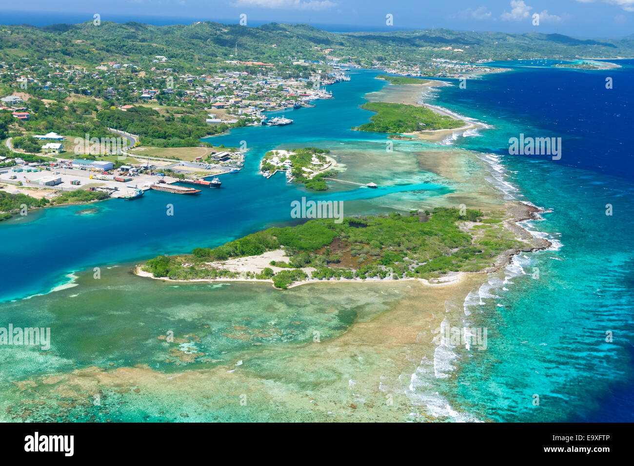 Luftaufnahme der Insel Roatan, Honduras Stockfoto