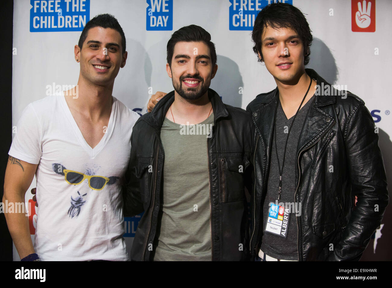 Calgary, Alberta, Kanada. 3. November 2014. Chart-topping, Juno nominierten kanadischen Pop-Rock-Band NEVERREST hat einen Auftritt auf dem roten Teppich für wir Tag 2014, Bild (L, R) Credit: Baden Roth/ZUMA Draht/Alamy Live News Stockfoto