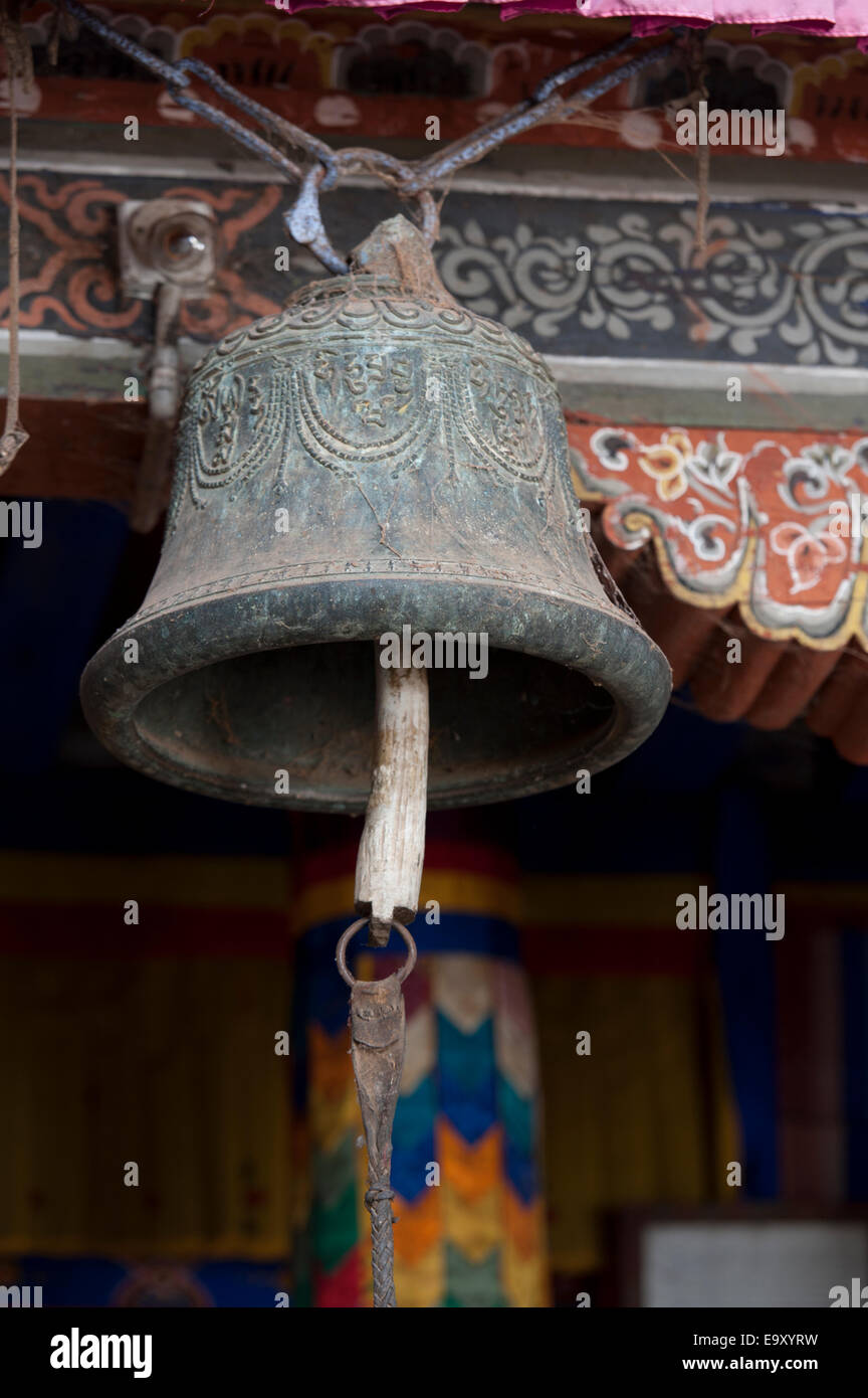 Glocke hängen in Wangdue Dzong, Wangdue Phodrang, Bhutan Stockfoto