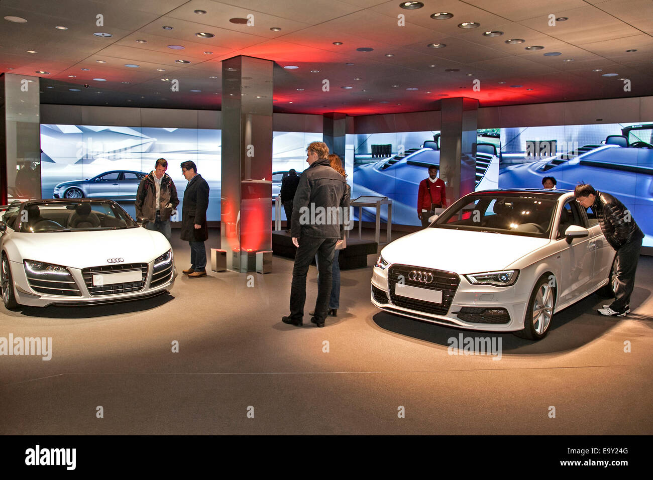 Audi City Autohaus in Picccadilly Westminster London UK Stockfoto
