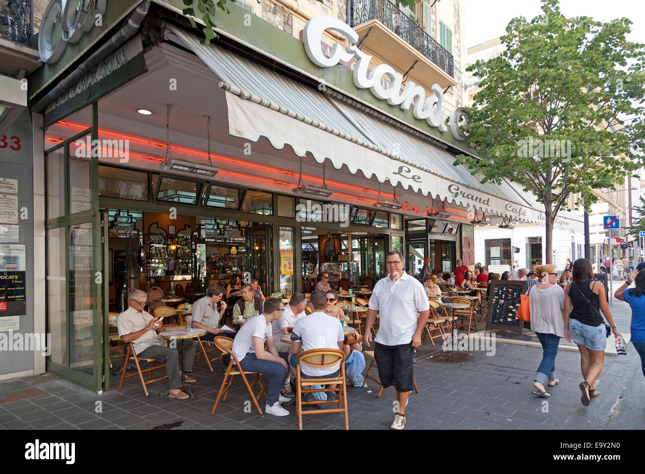 Bürgersteig Café, Nizza, Cote ´ Azur, Frankreich Stockfoto
