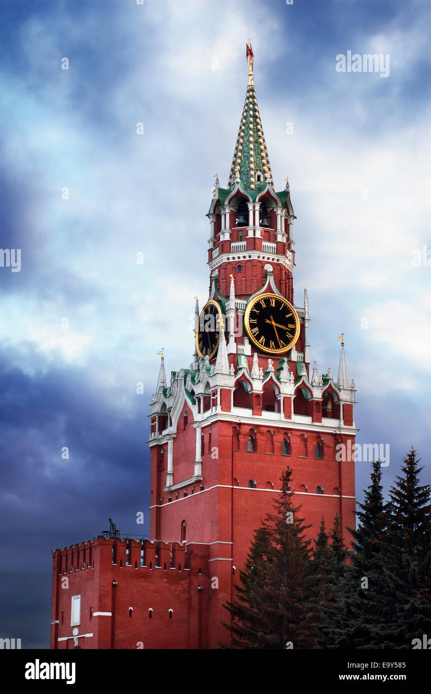 Spasskaja-Turm, Retter des Kreml am Roten Platz, Moskau, Russische Föderation. Stockfoto