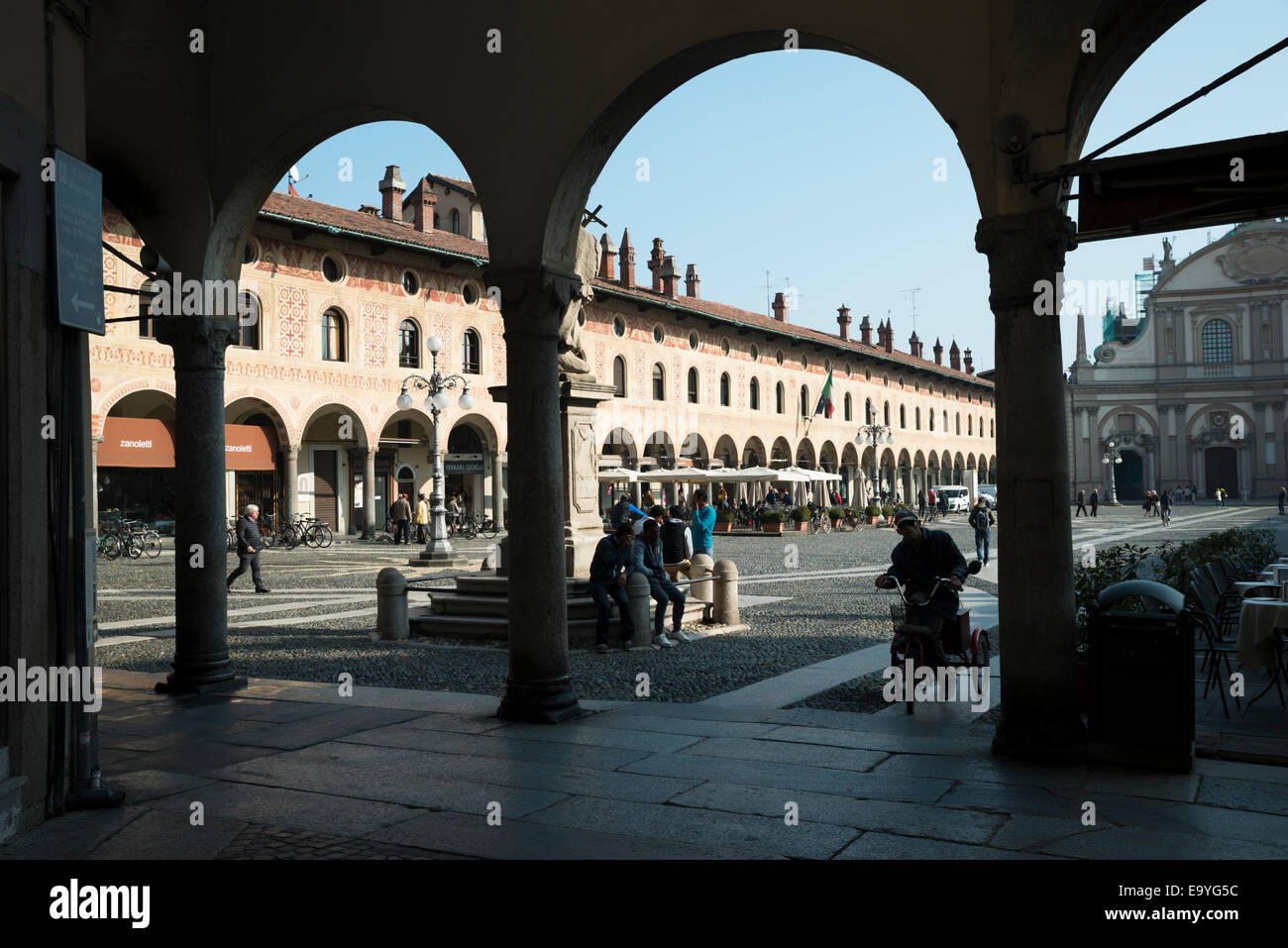 Piazza Ducale, Vigevano, Lombardei, Italien Stockfoto