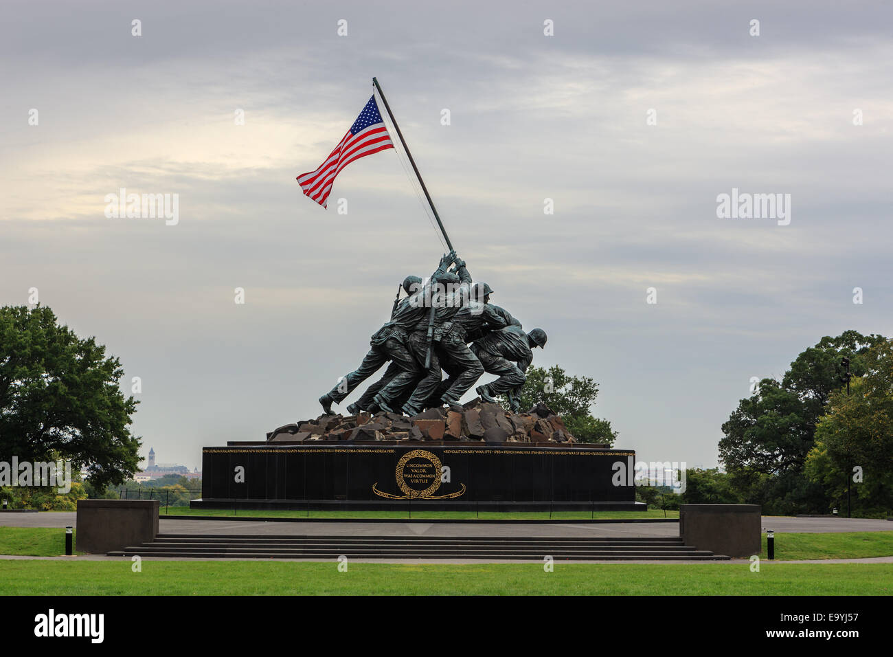 U.S. Marine Corps War Memorial, auch bekannt als Iwo Jima Memorial in Arlington, Virginia, USA. Stockfoto