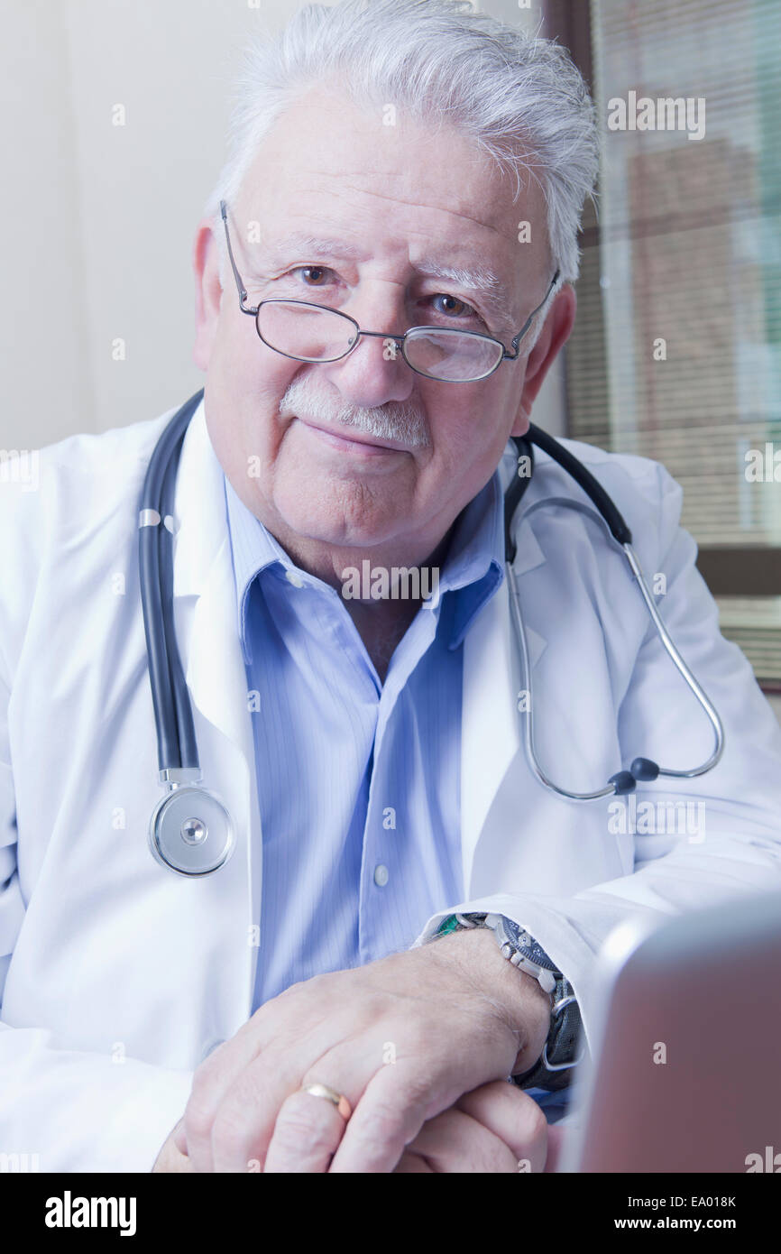 Porträt des leitenden Arztes Stockfoto