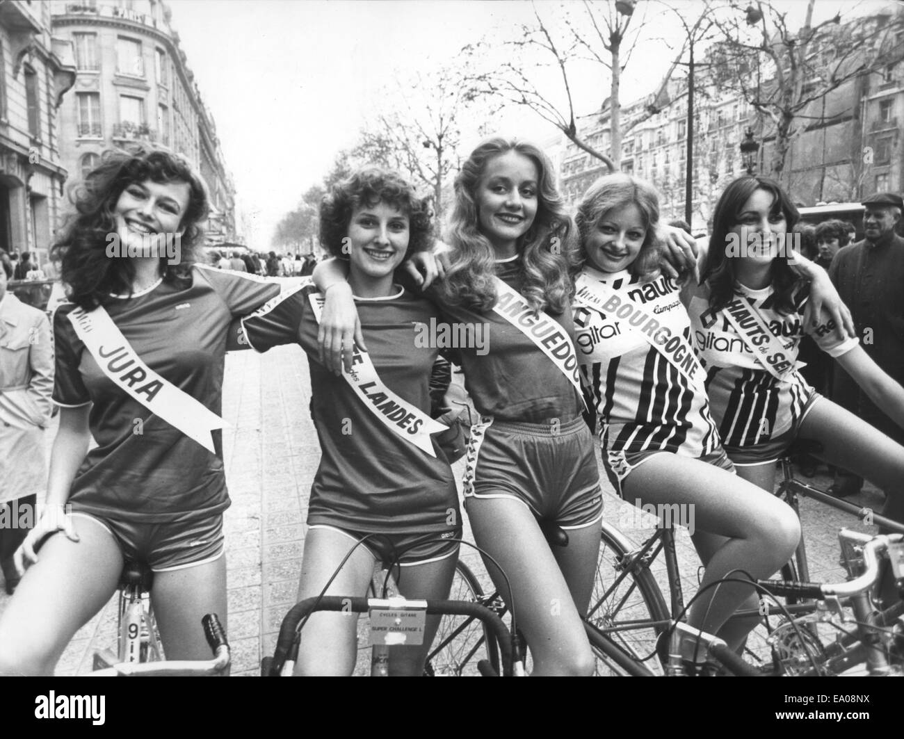 Miss petite de france Fotos und Bildmaterial in hoher Auflösung Alamy