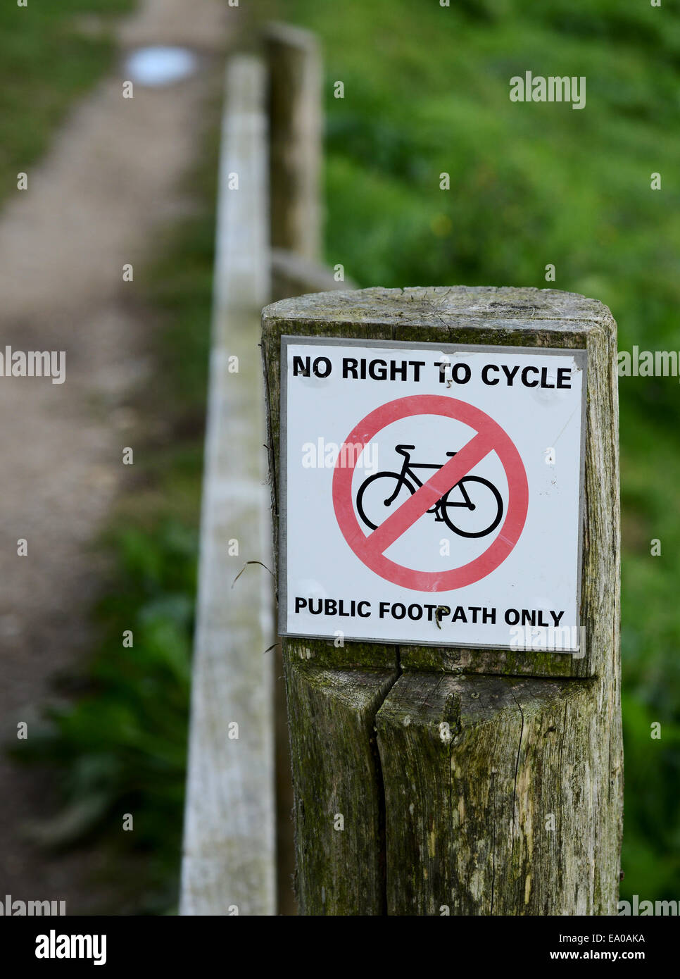 Zeichen - kein Radfahren Stockfoto