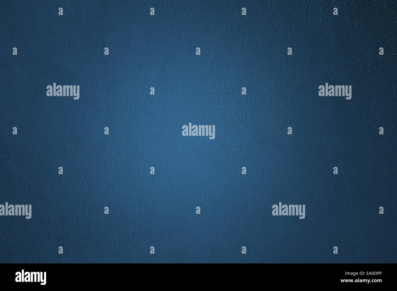 Dunkelblauen Hintergrund Stockfoto